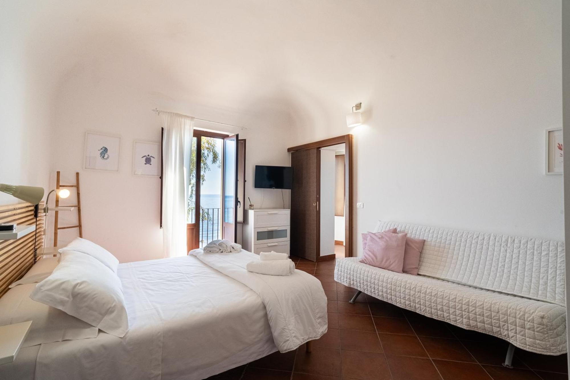 Casa Scala Hotel Acireale Exterior photo